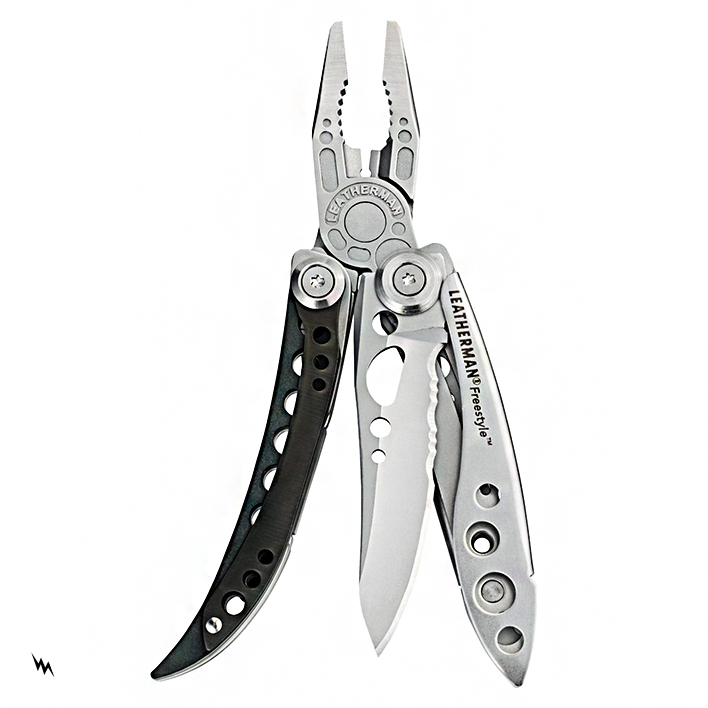 Охотничий нож Leatherman