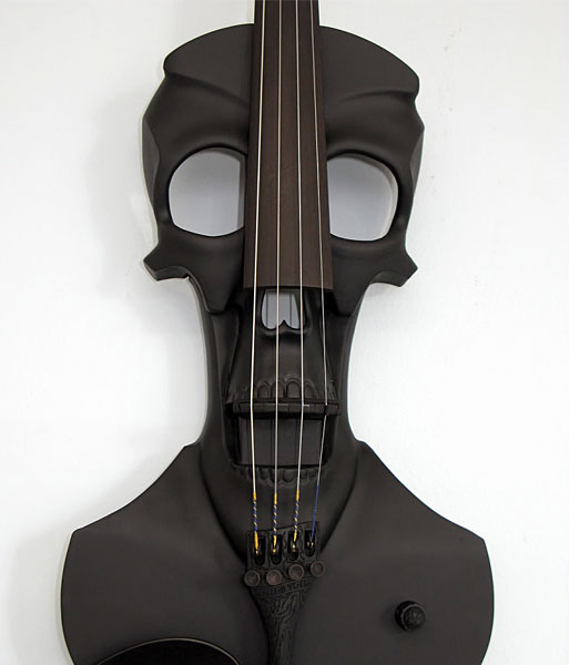 Электронная скрипка в форме черепа
от Stratton Violin